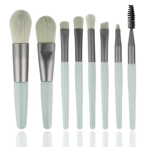 Ensemble de pinceaux de maquillage essentiels pour une application parfaite