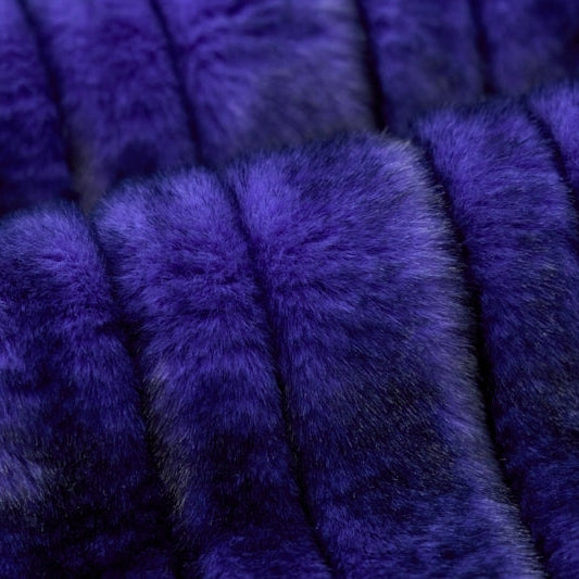 Blackberry Luxe Cuddle Glazed Vienna Fabric per Yard