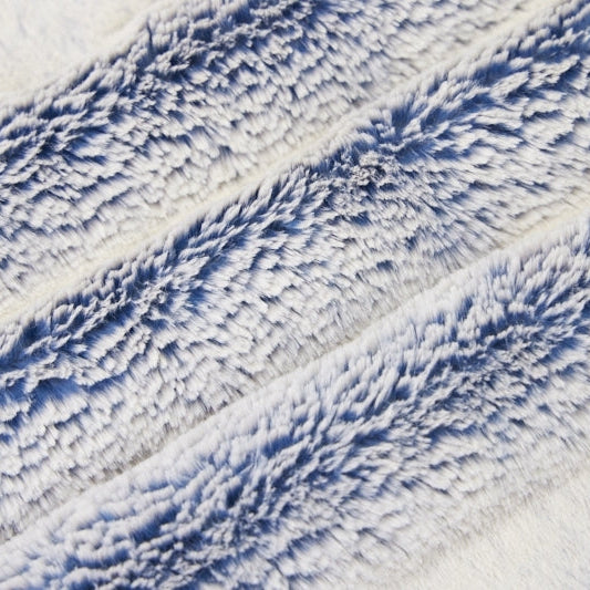 Tissu Blue Fog Luxe Cuddle Snow Bunny - 58"/60" par yard