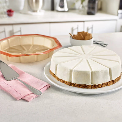 Silpat Round Cake Mold - 12 Portions - Korvel