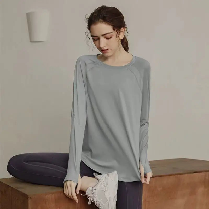 Long Sleeve Yogawear Blouse for Active Living