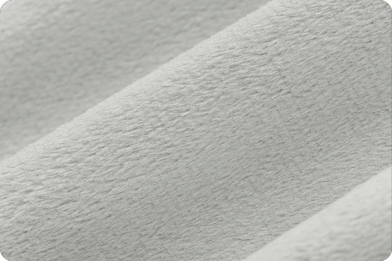 Tissu Minky Uni Silver Cuddle 3 - 58/60" par yard