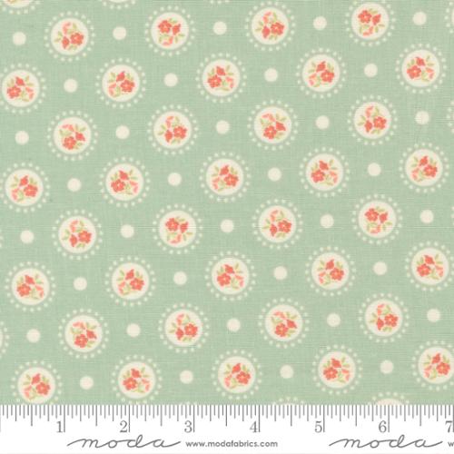 Tissu en coton à pois fleuris bleu poussiéreux Sunbonnet - 44"/45" par yard