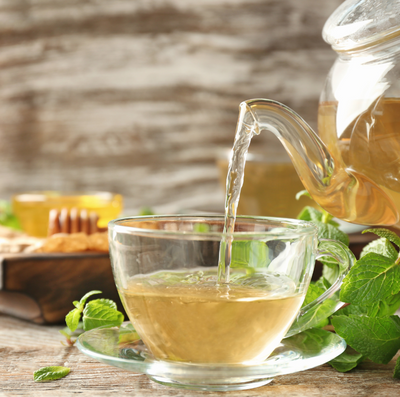 Gentle Throat Relief Herbal Tea – Caffeine-Free Comfort - Korvel
