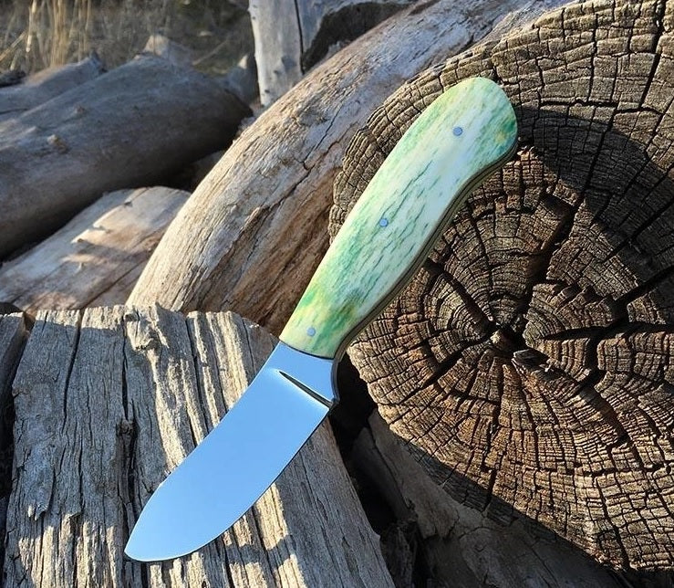 Premium Handmade D2 Steel EDC Skinner Knife for Outdoor Adventures - Korvel