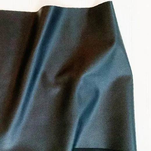 Vinyl Moonglow Black - Premium Crafting Material