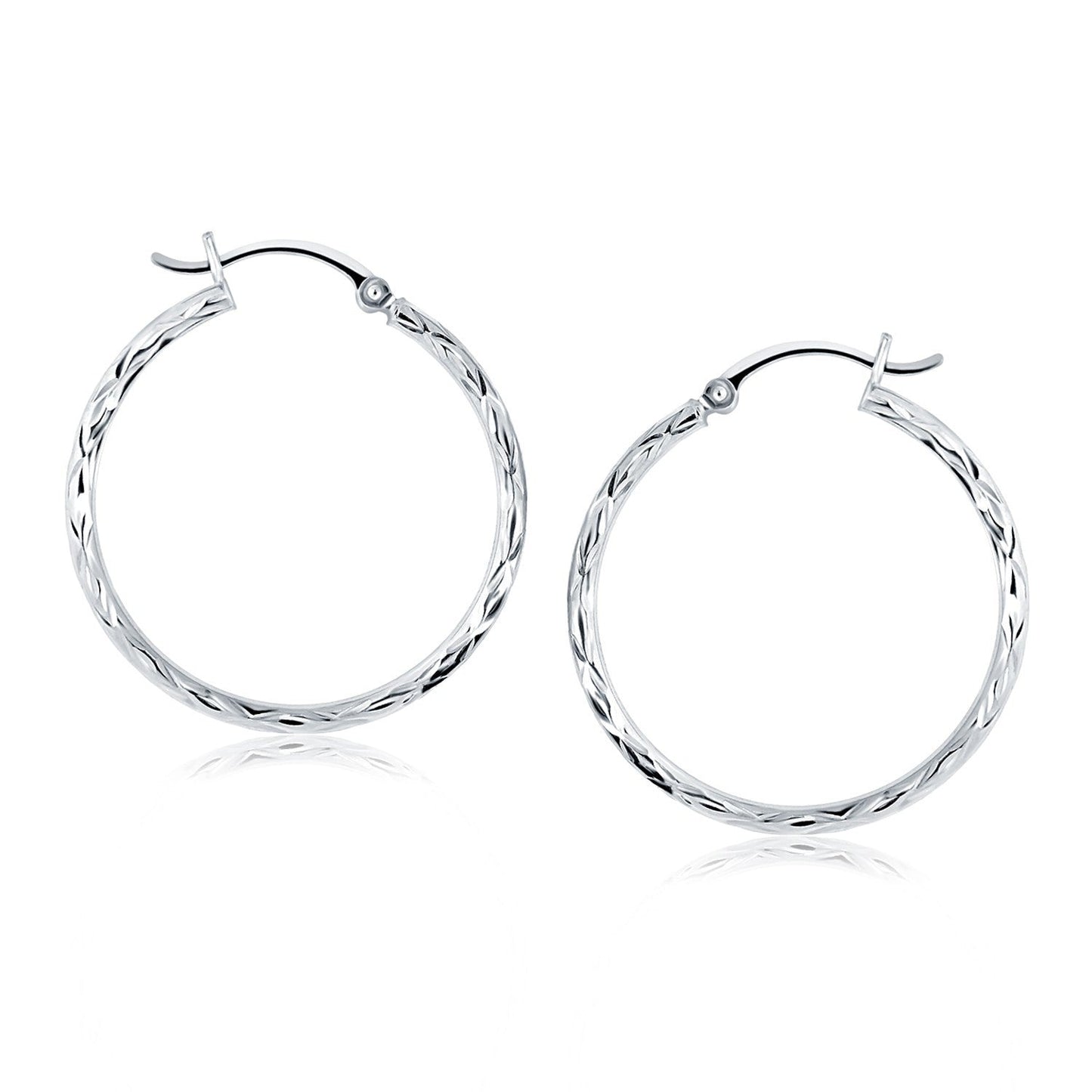 Aros de Aro Cortados de Diamante de Oro Blanco de 14k