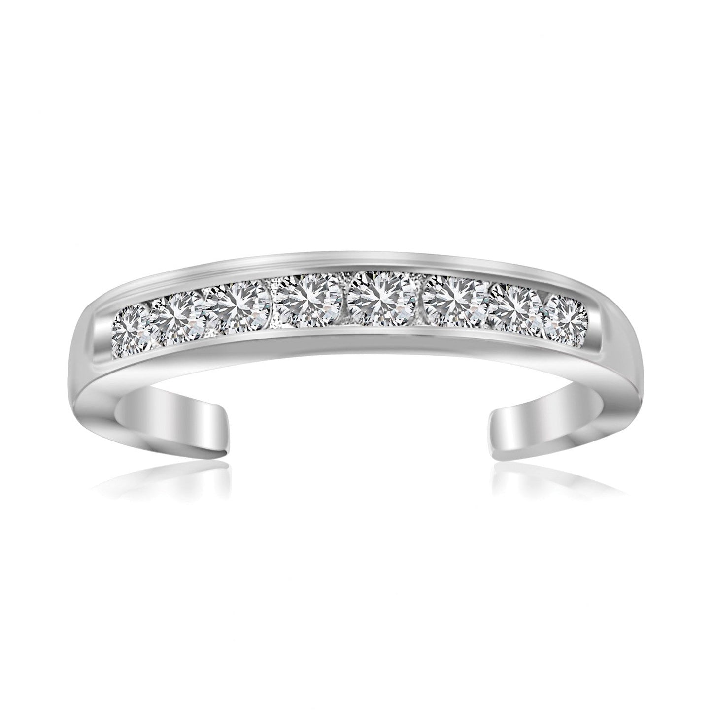 Anillo de dedo en plata de ley con acabado en rodio y circonitas