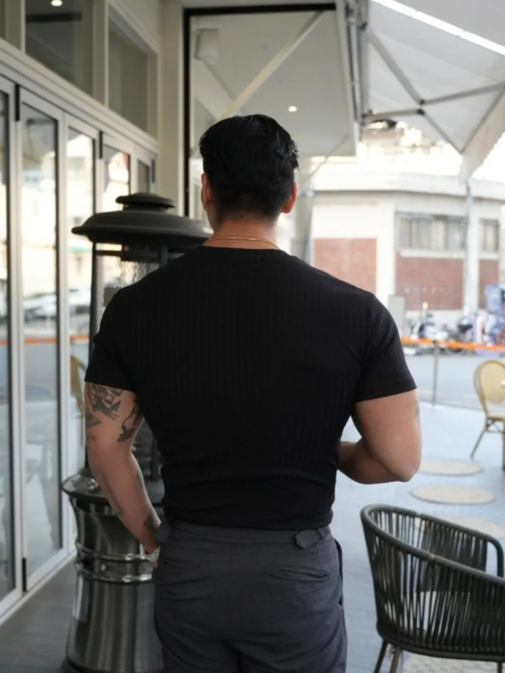 Camiseta de manga corta con cuello redondo para hombre en tallas grandes