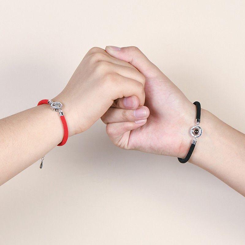 Bracelets de couple charmants en 100 langues - Bijoux en corde tressée