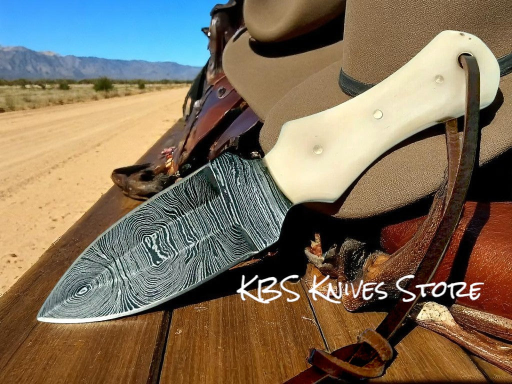 Handcrafted 3 Inch Cowboy Boot Knife - Premium Damascus Steel with Buffalo Horn Grip - Korvel