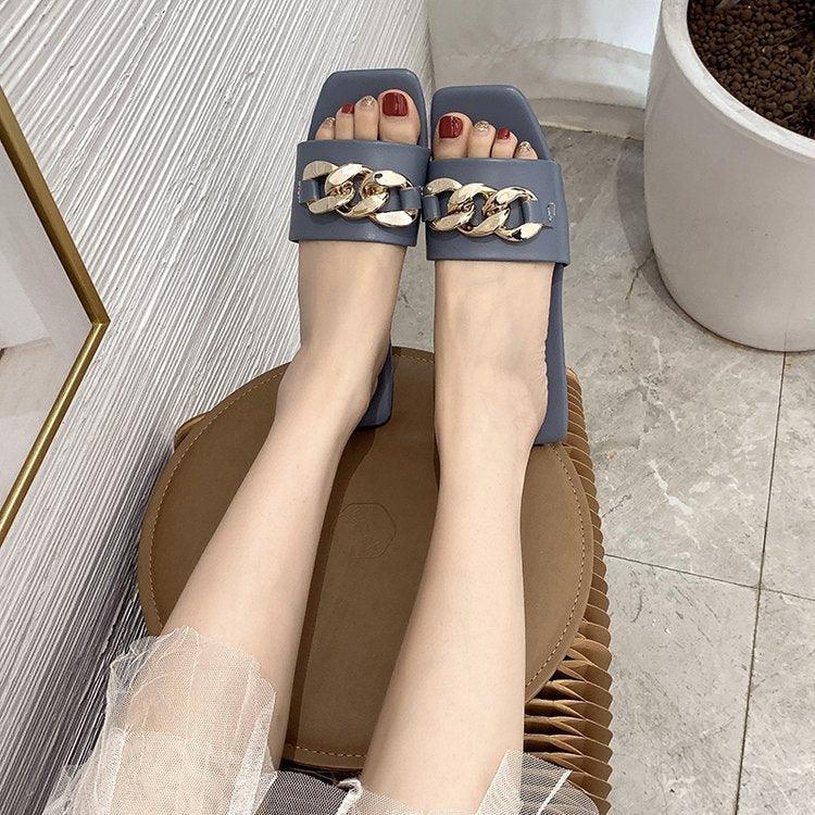 Sandalias de cadena de punta cuadrada para mujeres con estilo