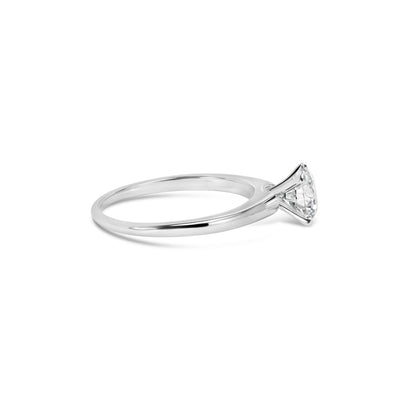 Anillo de Compromiso Solitario de Diamante Creado en Laboratorio de Oro Blanco de 14K - Talla 7