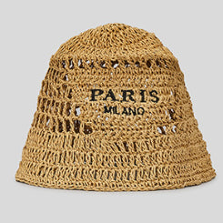 Chapeau de plage en toile brodé fait main