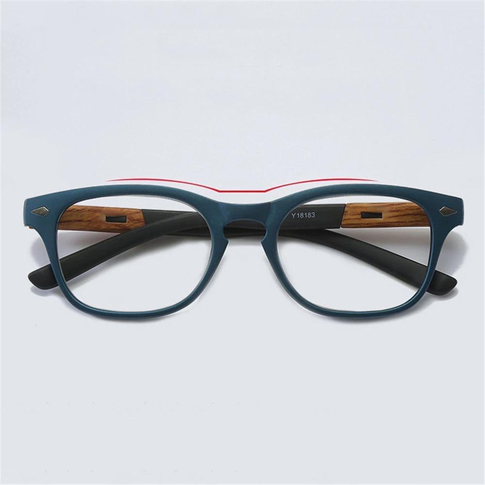 Stylish Wood Grain Reading Glasses for Men and Women