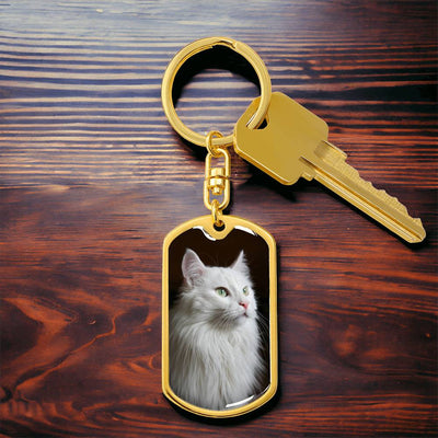 Llavero Encantador de Gatito Blanco Esponjoso
