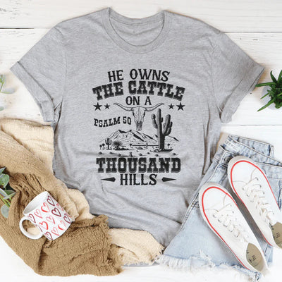Él es dueño del ganado en A Thousand Hills Tee