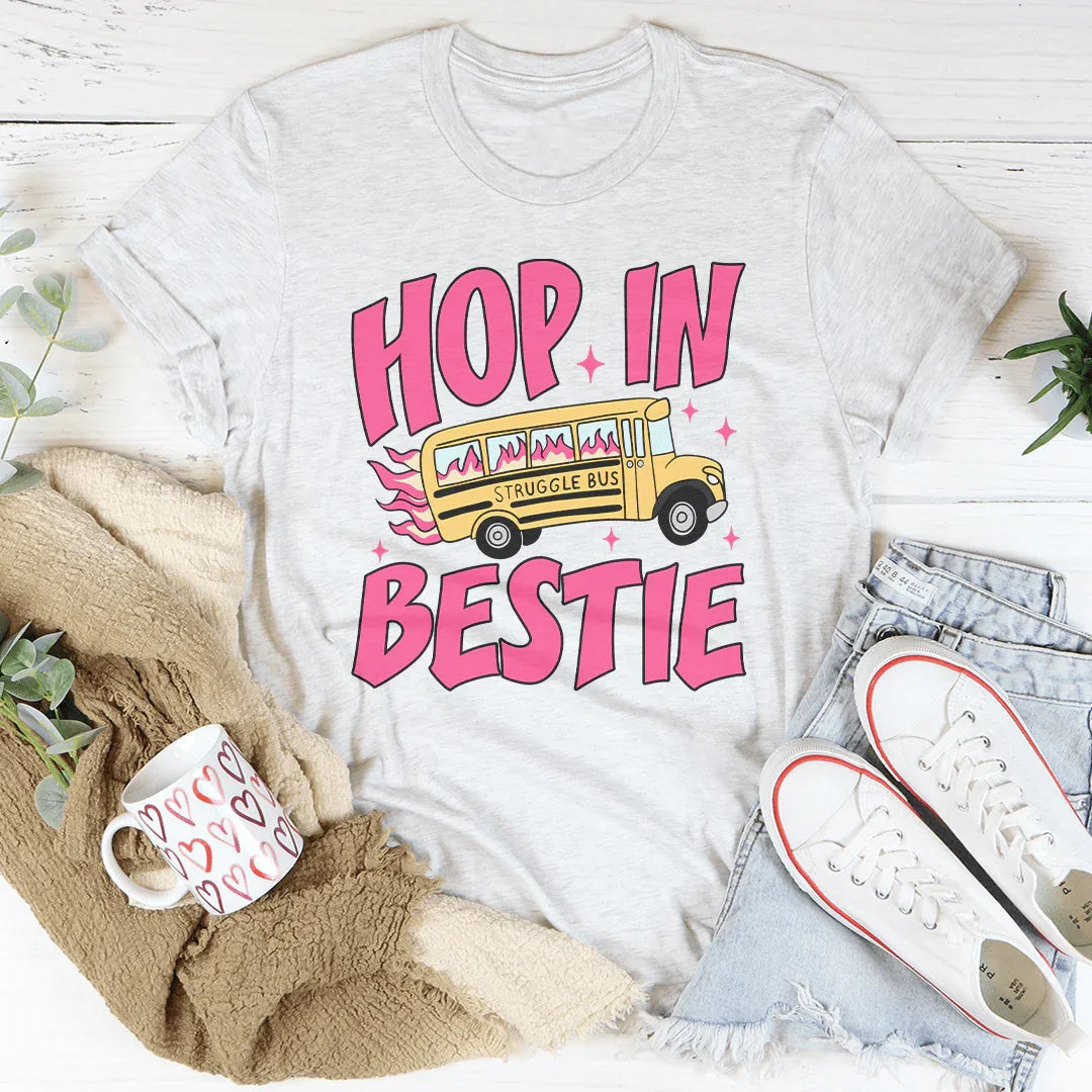 Camiseta Hop In Bestie