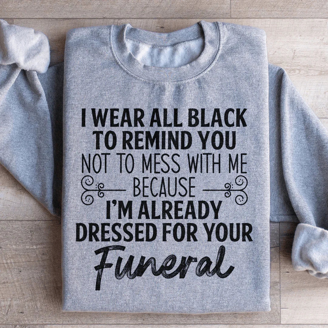 Llevo sudadera toda negra