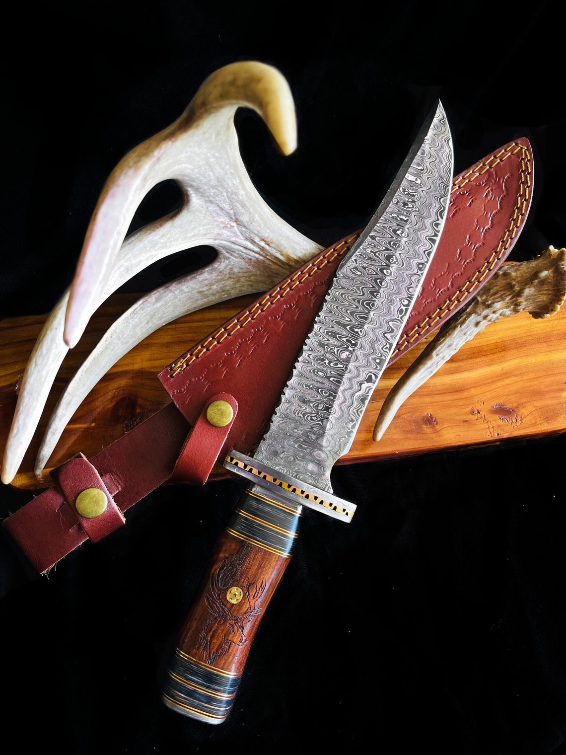 Exquisite Custom Handmade Damascus Steel Bowie Knife - Korvel