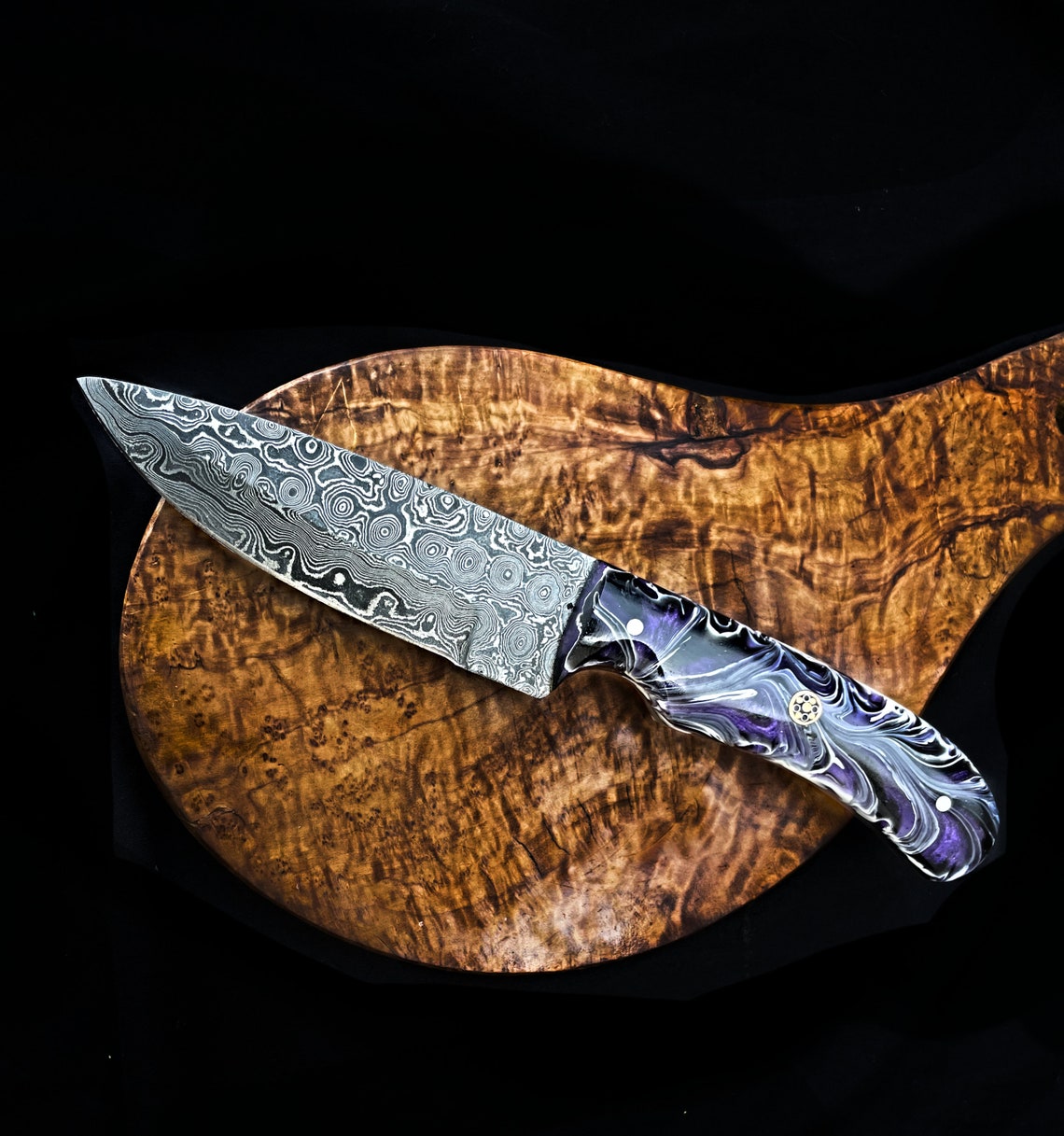 Artisan Crafted Raindrop Pattern Damascus Steel Hunting Knife - Korvel