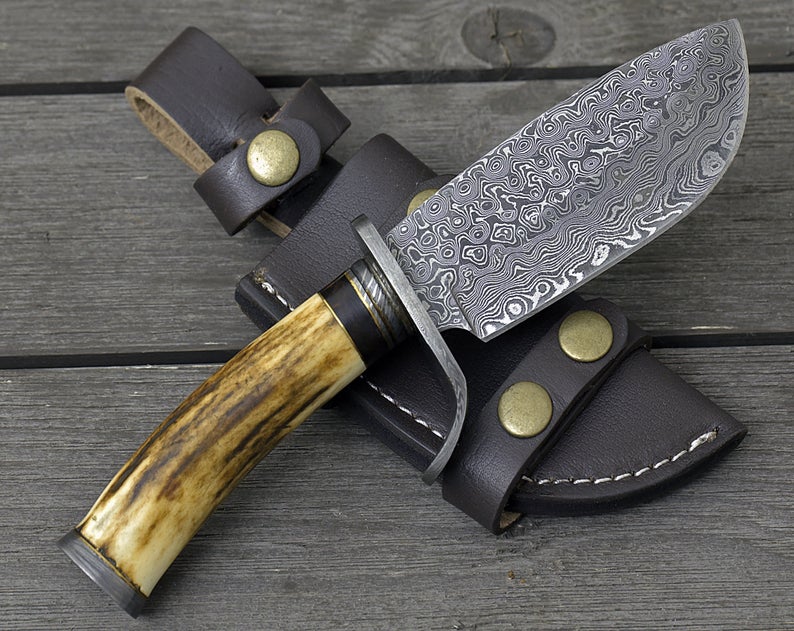 Premium Antler Horn Damascus Steel Hunting Knife - Korvel