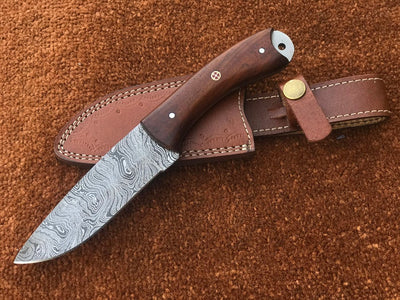 Premium Damascus Steel Hunting Knife - Custom Crafted - Korvel