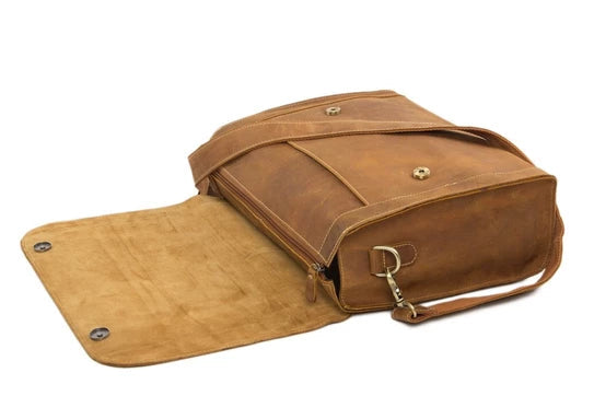 Chic Light Brown Leather Camera Bag for Creative Photographers - Korvel