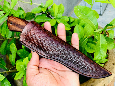Premium Damascus Steel Hunting Knife with Rosewood Handle - Korvel
