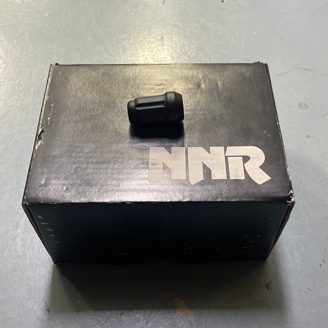 NNR Closed End Spline Matte Black Lug Nuts