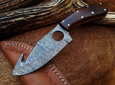 Premium Damascus Steel Guthook Knife for Hunters - Korvel