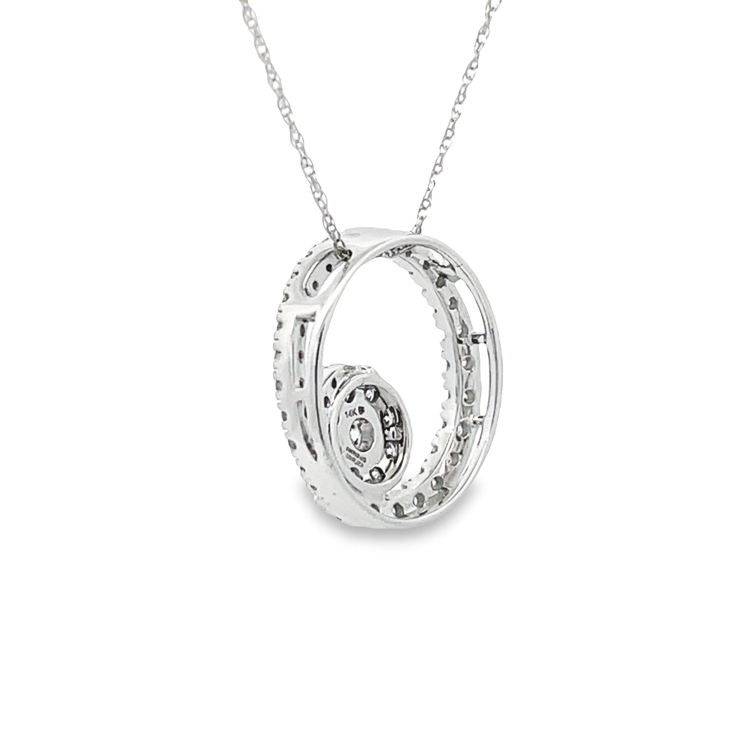 Colgante de Amor en Círculo de Diamante de 0.50ct en Oro Blanco de 14KT