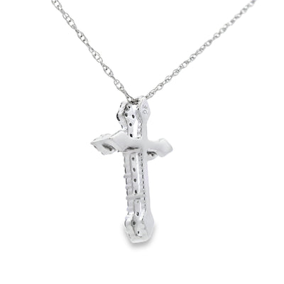 .16ct Colgante de Cruz de Diamante en Oro Blanco de 14KT
