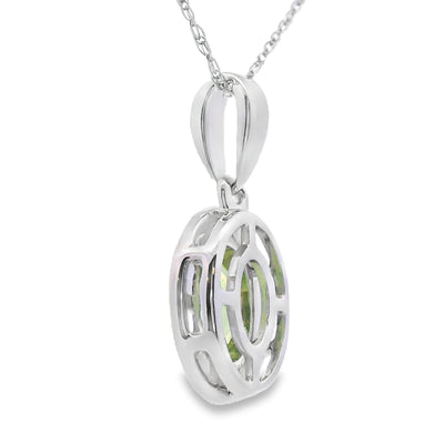 .50ct Colgante de Peridoto y Diamante en Oro Blanco de 10KT