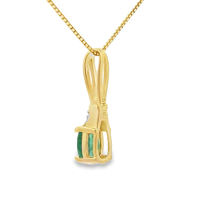 .25ct Colgante de Esmeralda y Diamante en Oro Amarillo de 10KT