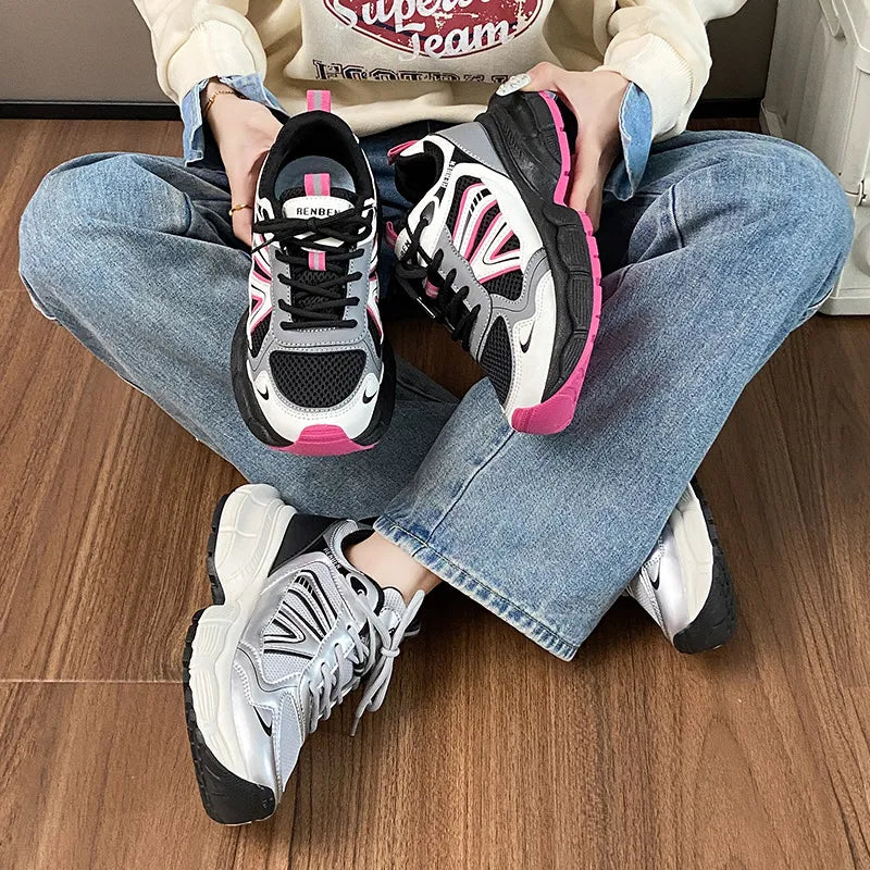 Zapatillas deportivas con plataforma y cordones