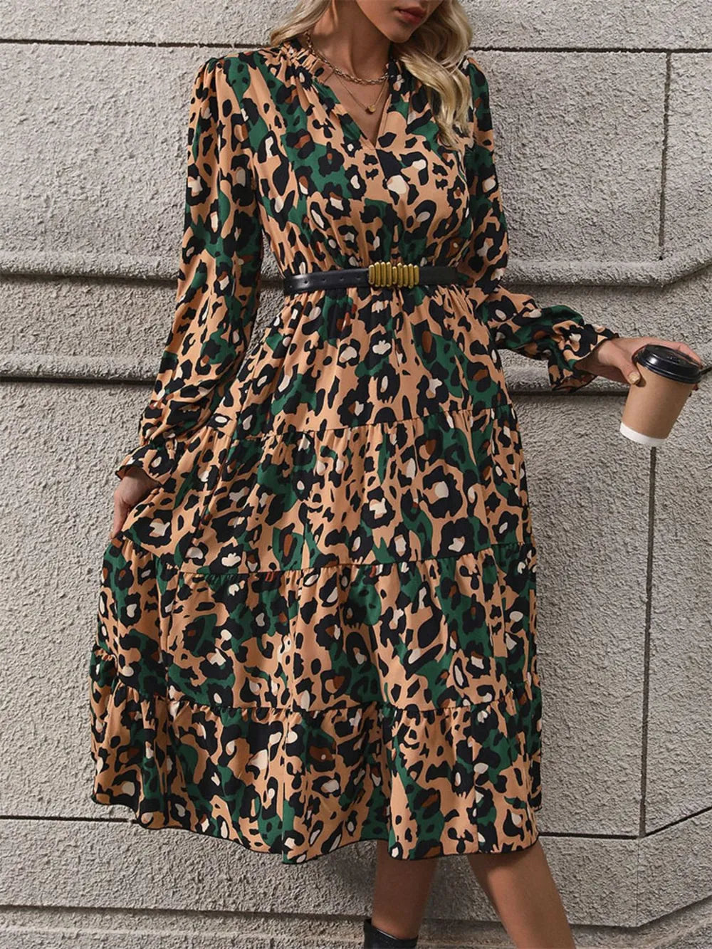 Vestido Midi de Manga Floreada con Notch de Leopardo