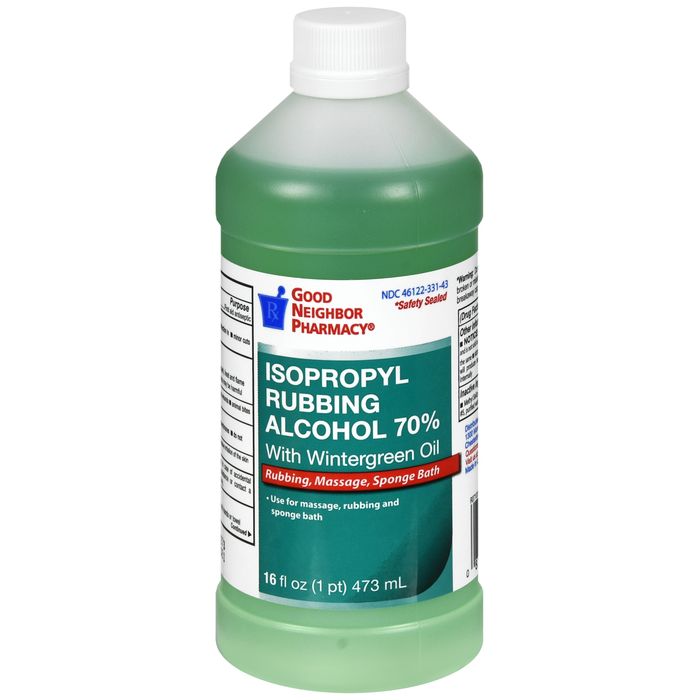 Alcool isopropylique GNP 70 % avec Wintergreen - 16 fl oz (Caisse de 12)