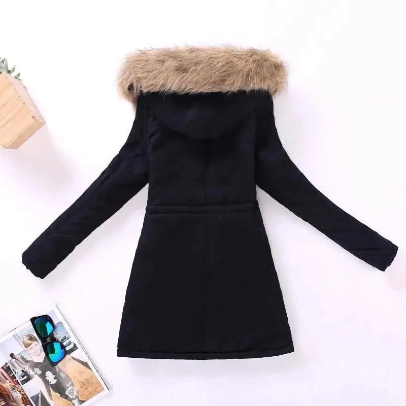 Chaqueta acolchada de algodón de lujo para mujer con capucha