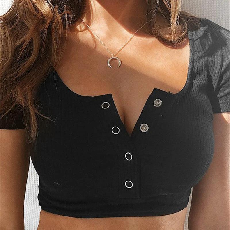 Camiseta de Botones Cortas para Mujeres Inspired Threads - Ajuste Halagador y Diseño Elegante