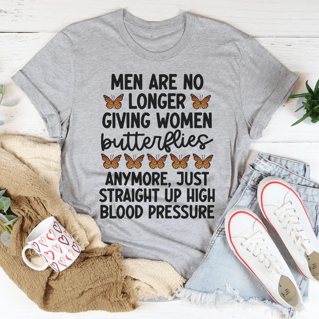 Los hombres ya no regalan mariposas a las mujeres