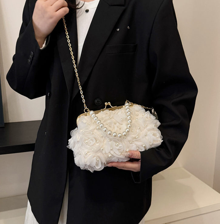 Elegant Net Lace Pleated Clutch Handbag with Pearl Chain