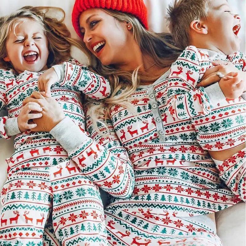 Conjunto de Pijamas Navideños a Juego para Toda la Familia