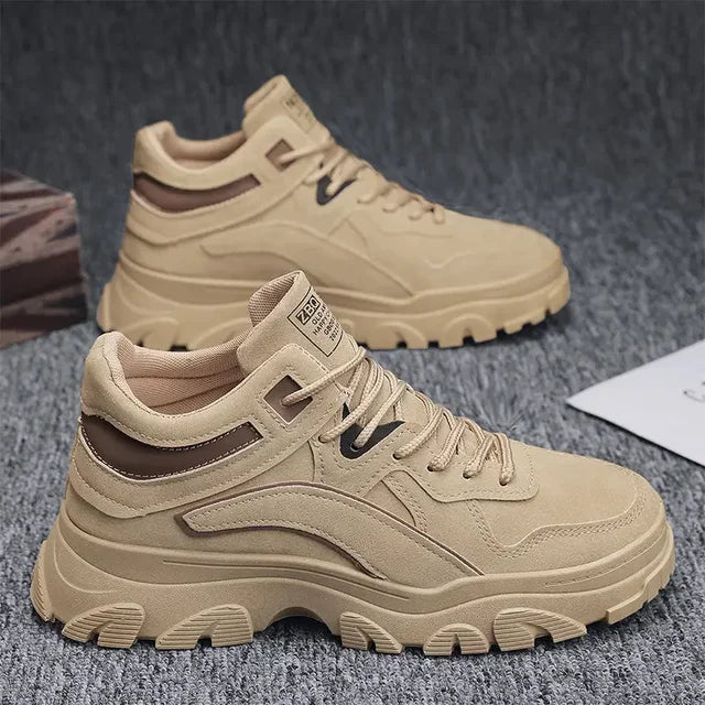Versatile Lightweight Men's Sneakers for Work and Leisure