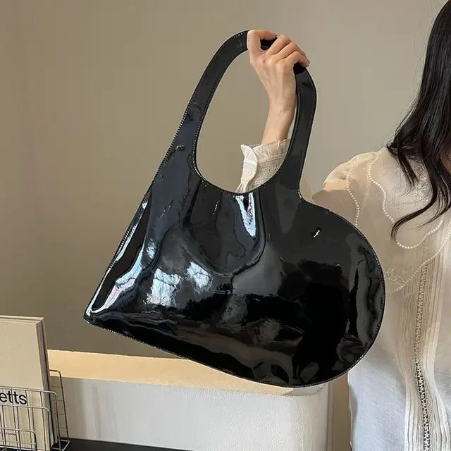 New Unisex Personalized Creative Lacquer Skin Love Shape Shoulder Bag Punk Underarm Bag Women's Handheld PU Photo Bag - Korvel
