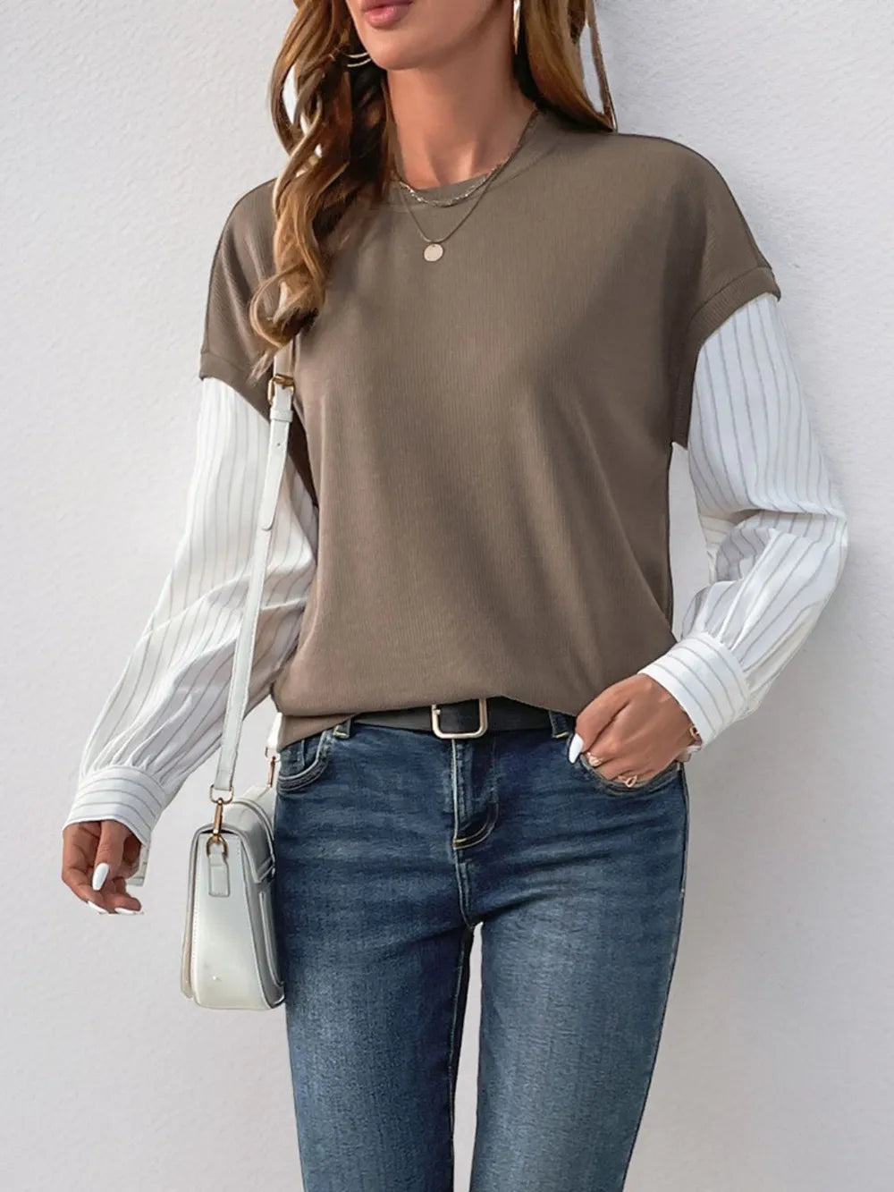 Sudadera Perfee de Cuello Redondo con Mangas Rayadas