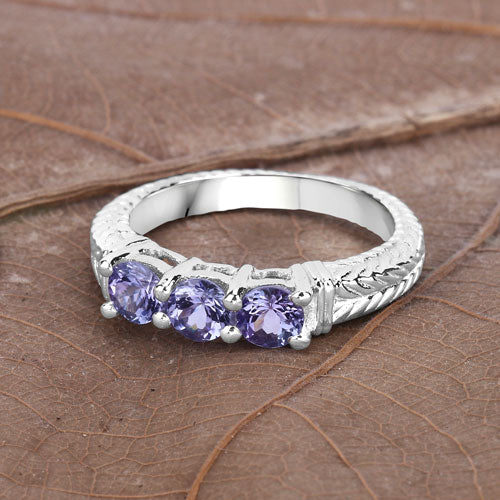 Anillo de plata esterlina .925 con tanzanita genuina de 1.11 quilates
