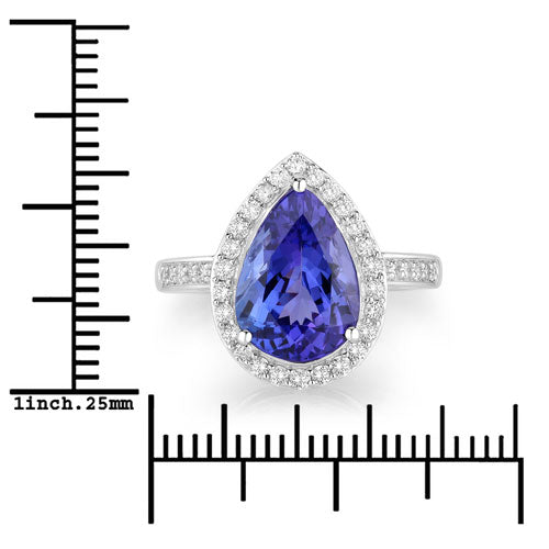Anillo Halo de Tanzanita y Diamantes de 4.46 Quilates