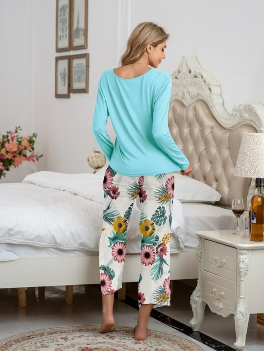 Round Neck Top and Printed Pants Lounge Set - Korvel