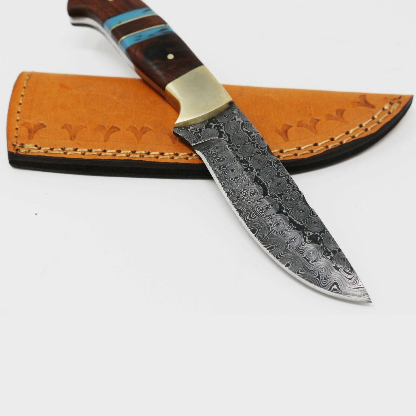 Artisan Crafted Damascus Steel Fixed Blade Hunting Knife - Korvel